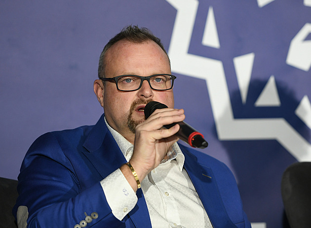 Kolik jsem to utratil? Drastil překvapil sám sebe. Bohatší Kladno myslí i na manželky