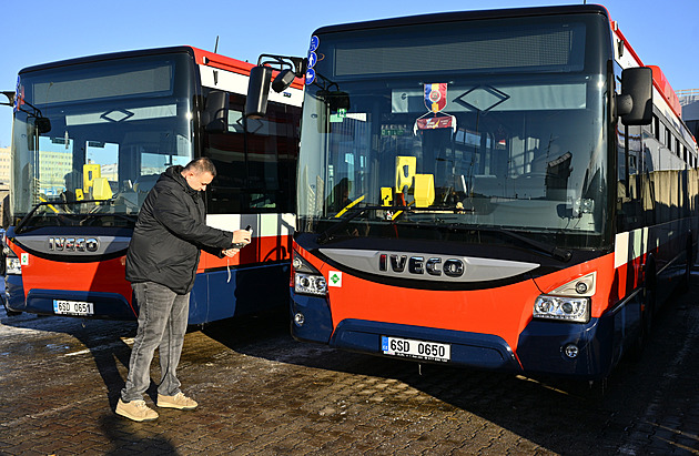 Řešení zpožděných autobusů. Dispečink v Mladé Boleslavi jim rozsvítí zelenou