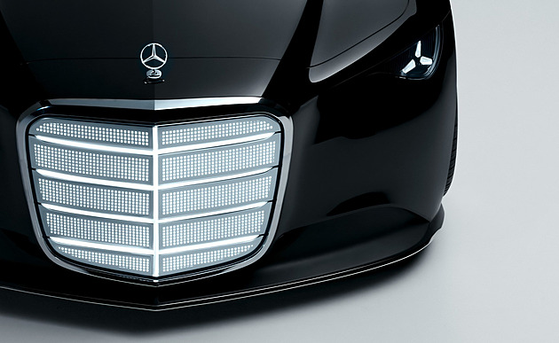 Mercedes vyvinul revoluční lak. Umožní ujet na slunce až 20 000 km ročně