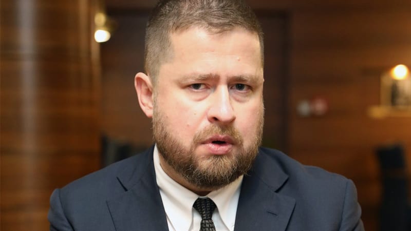 Pře o pamětní bankovku: Měl na ní být Michl, po kritice ČNB obrátila