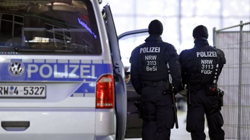 Vzal nůž a 26 ranami ubodal nadřízenou. Afghánec byl nepříčetný, německý soud mu nařídil léčbu