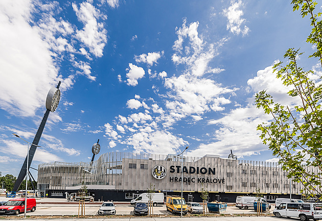 Dům pro kola i atletický tunel. Malšovická aréna v Hradci chystá vylepšení