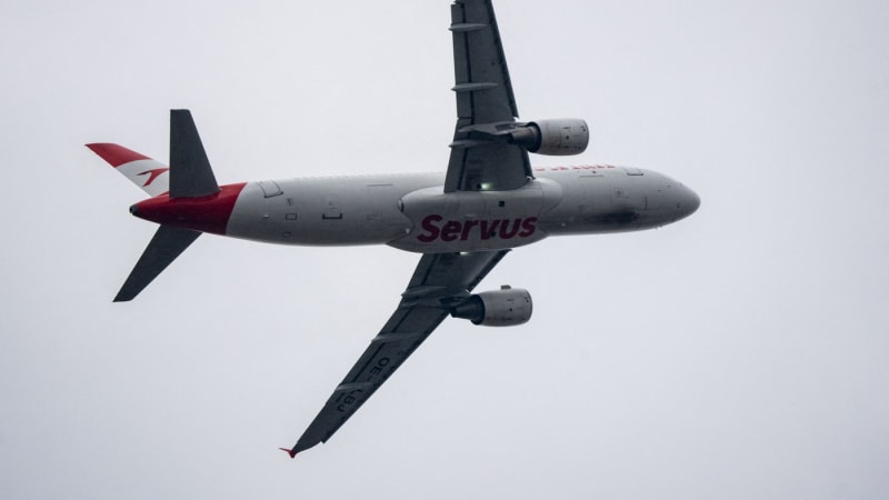 Airbusu při startu upadlo kolo, ukazují záběry. Letíme dál, rozhodl kapitán a přeletěl oceán