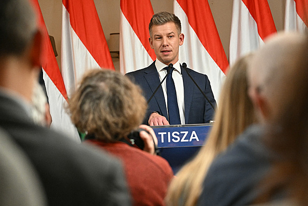 Jsem terčem kampaně v ruském stylu, říká Orbánův sok o videu sexu s expřítelkyní