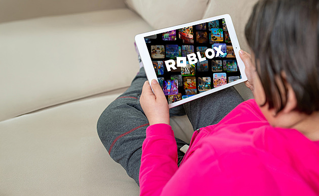 V oblíbených počítačových hrách obtěžují děti devianti. Cílí už i na předškolní