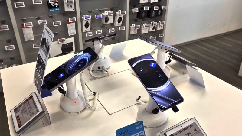 Válka v Íránu může ochromit výrobu čipů. Hrozí zdražení veškeré elektroniky