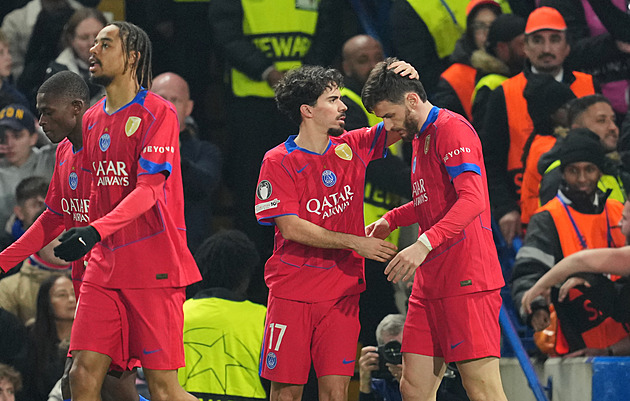 ONLINE: Barcelona hraje ve čtvrtfinále Ligy mistrů s Atlétikem, PSG hostí Liverpool