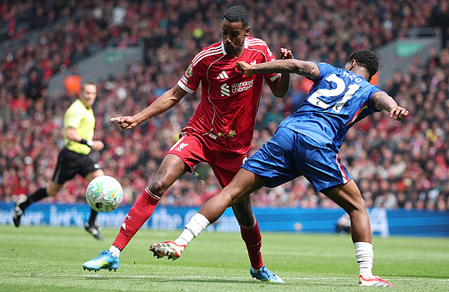 Liverpool remizoval s Chelsea, Sunderland uhrál proti United bod. Slaví Brighton i City