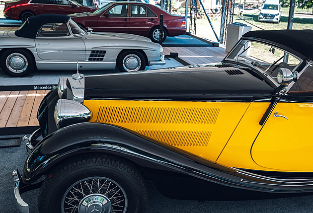 Pagani mezi langoši. Legendy přivezly koktejl unikátů, banality a komerce