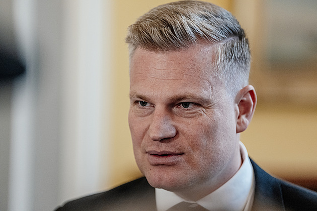 Za válku na Ukrajině mohou liberální politiky, Pavla na summitu nechci, říká Turek
