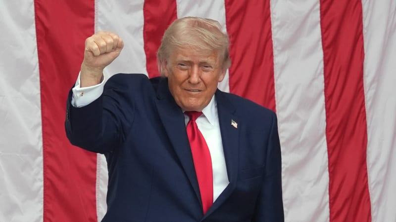 Ruším bombardování Íránu, oznámil překvapivě Trump. Brzy údajně ohlásí termín podpisu dohody