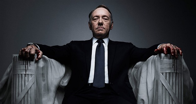 Hollywoodem kdysi milovaný, nyní zatracovaný. Kevin Spacey míří do Prahy