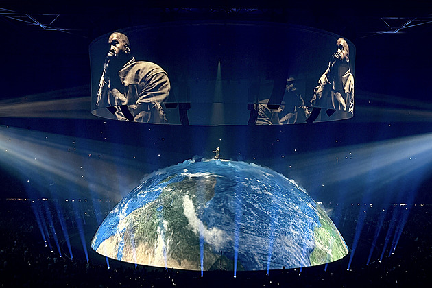 Raper Kanye West vystoupí v Petrohradu. Zákonodárci chtějí, aby podpořil válku