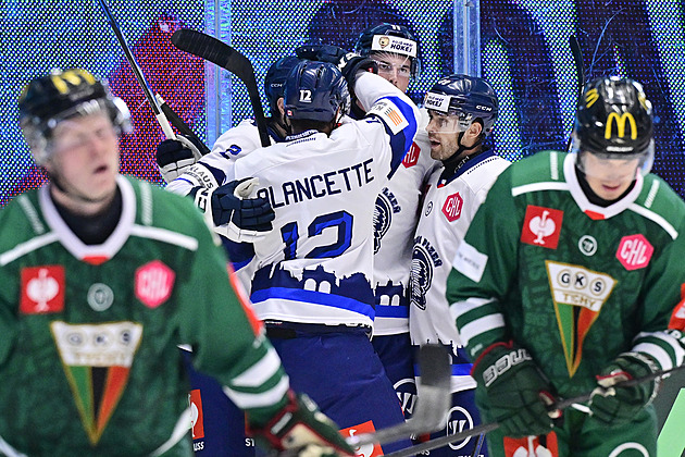 ONLINE: Plzeň i Pardubice slaví další výhru v Lize mistrů. Liberec v Salcburku ztrácí