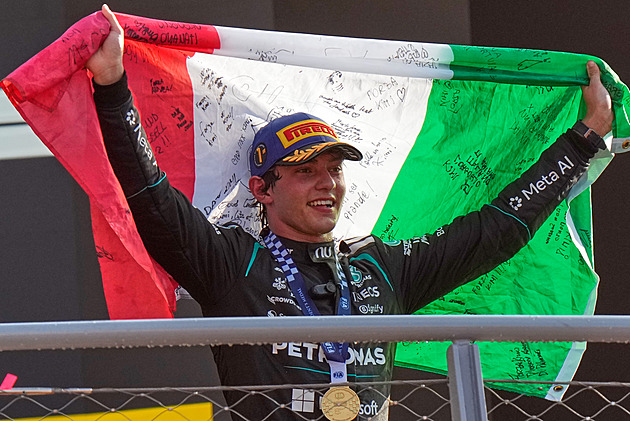 Antonelli měnil v Monze historii F1, vyhrál po spanilé jízdě z 19. místa na startu