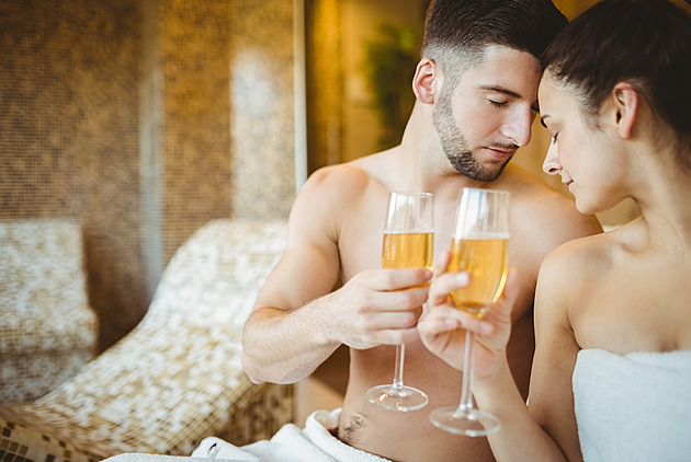 Lepší zážitek, nebo past? Jak drogy a alkohol postupně ničí sexuální život