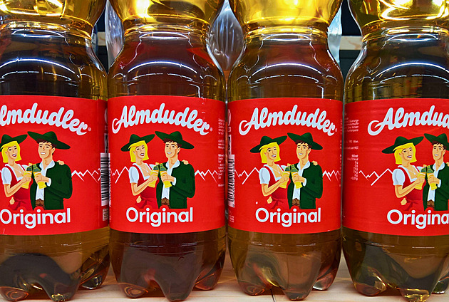 Mattoni rozšiřuje výrobu. V Česku ovládne distribuci oblíbené rakouské limonády