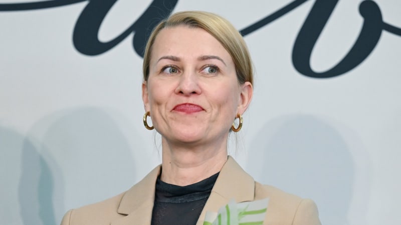 Tvrdý vládní střet: Bartha a Babiš chtějí škrty na ministerstvech. Šéfy resortů zaskočili