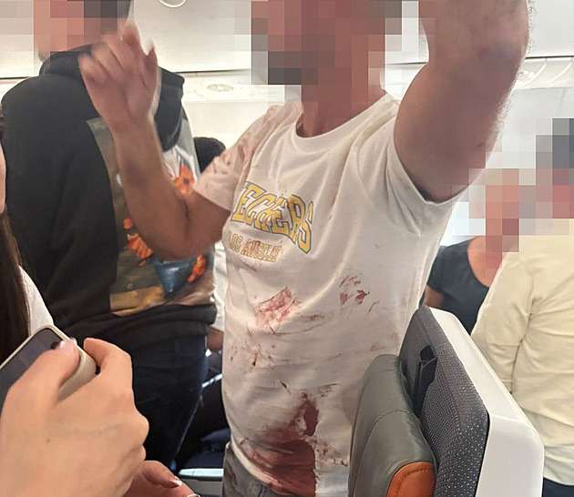 Horor na letu do Izraele. Pilot chtěl havarovat, cestující ho pomohli přemoct