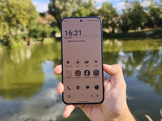 Za displej dáváme novince 80 %, nelíbí se nám cena. Test TCL P80 Ultra