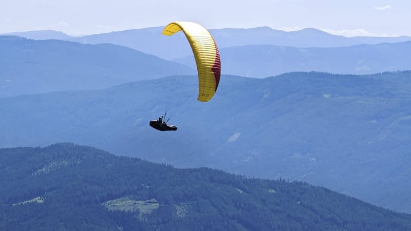 Neštěstí při adrenalinové zábavě v Kolumbii: Muž vyklouzl z postroje, zřítil se vstříc smrti